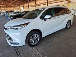 5TDZRKEC4NS077583 2022 TOYOTA SIENNA