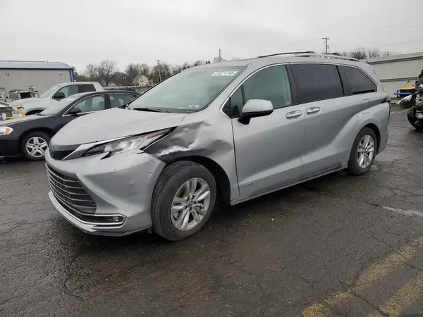 5TDZRKEC5MS003670 2021 TOYOTA SIENNA - Image 1
