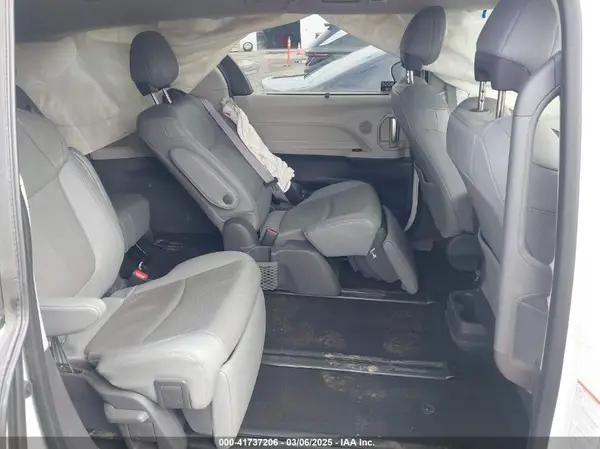 5TDZRKEC5MS017567 2021 TOYOTA SIENNA - Image 8
