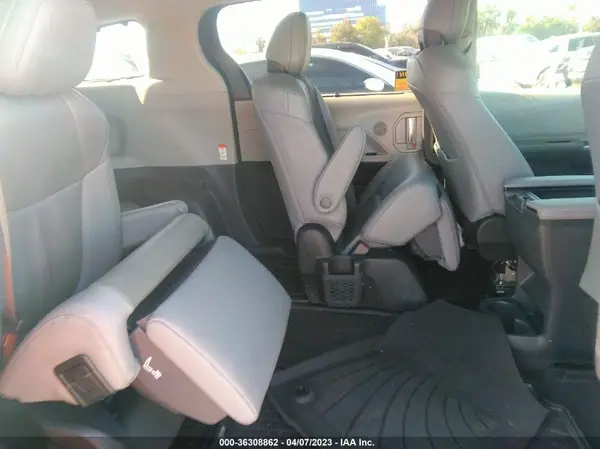 5TDZRKEC5NS095817 2022 TOYOTA SIENNA - Image 8