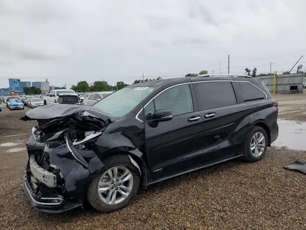 5TDZRKEC6MS012684 2021 TOYOTA SIENNA - Image 1