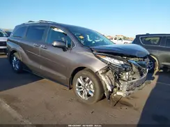 5TDZRKEC6MS041151 2021 TOYOTA SIENNA