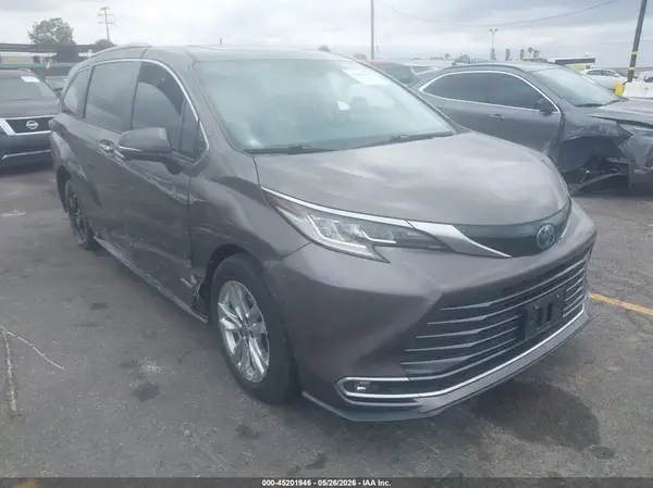 5TDZRKEC7MS029557 2021 TOYOTA SIENNA - Image 1