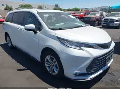 5TDZRKEC8NS105109 2022 TOYOTA SIENNA
