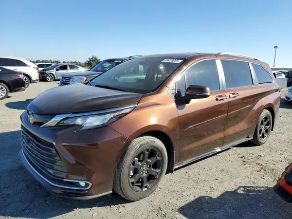 5TDZRKEC8PS167242 2023 TOYOTA SIENNA