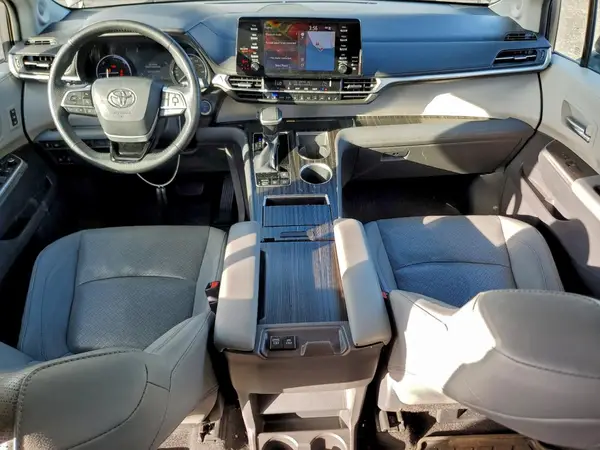 5TDZRKEC9MS031181 2021 TOYOTA SIENNA - Image 8