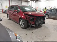 5TDZRKEC9NS126566 2022 TOYOTA SIENNA