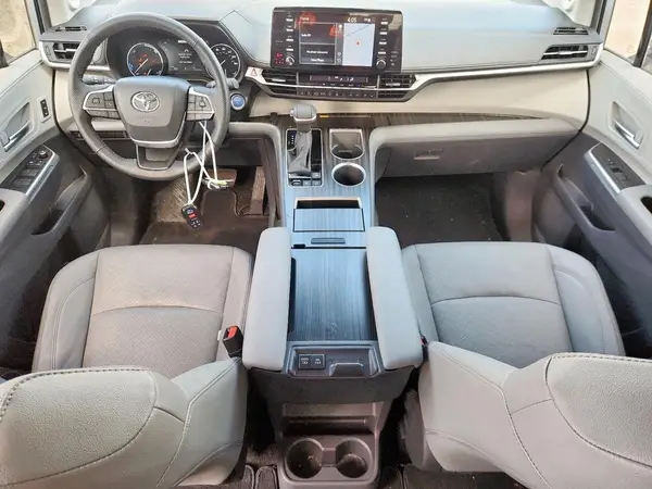 5TDZRKEC9RS181136 2024 TOYOTA SIENNA - Image 8
