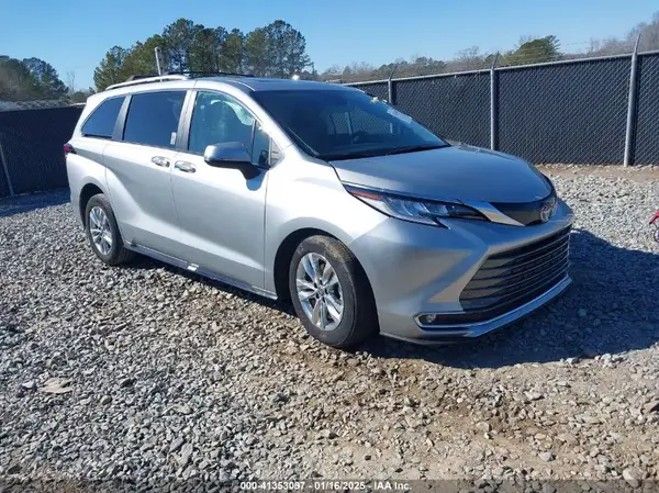 5TDZRKECXNS136443 2022 TOYOTA SIENNA - Image 1