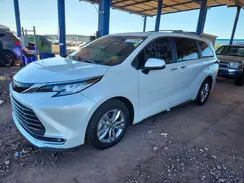 5TDZRKECXSS243021 2025 TOYOTA SIENNA
