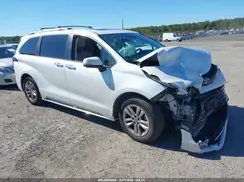 5TDZSKFC0NS052621 2022 TOYOTA SIENNA