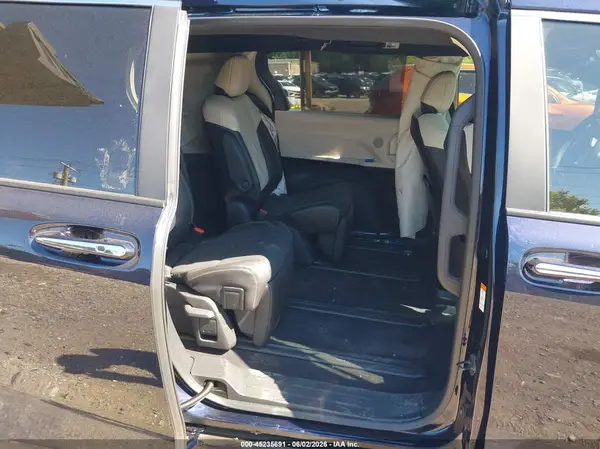 5TDZSKFC2SS163554 2025 TOYOTA SIENNA - Image 8