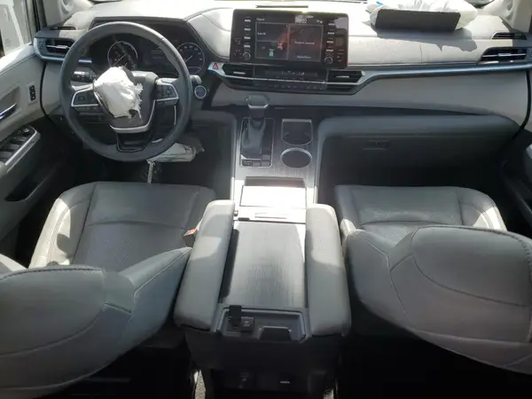 5TDZSKFC4NS050841 2022 TOYOTA SIENNA - Image 8