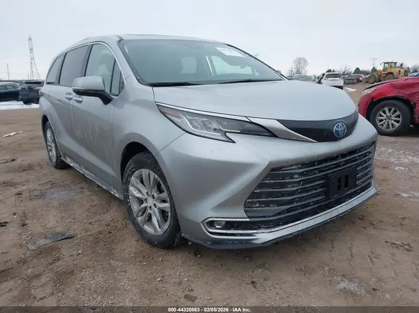 5TDZSKFC5SS220880 2025 TOYOTA SIENNA - Image 1