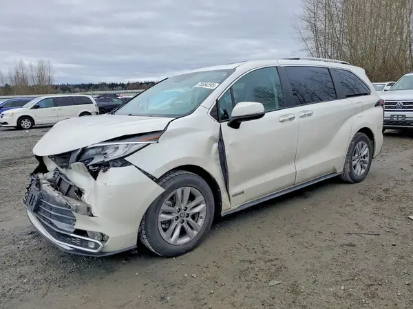 5TDZSKFC6MS009271 2021 TOYOTA SIENNA - Image 1