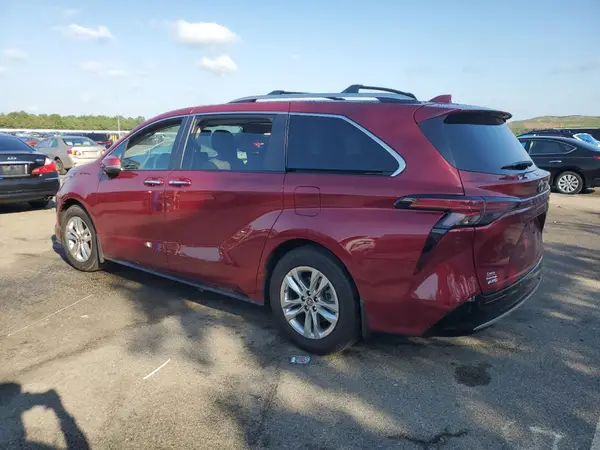 5TDZSKFC6PS078367 2023 TOYOTA SIENNA - Image 2