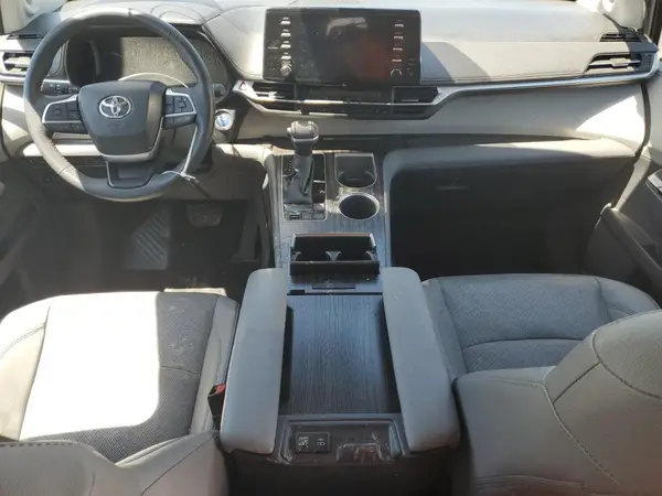 5TDZSKFC7RS116272 2024 TOYOTA SIENNA - Image 8