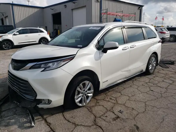 5TDZSKFC8MS004959 2021 TOYOTA SIENNA - Image 1