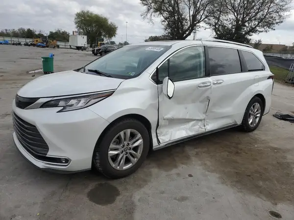 5TDZSKFC9NS046588 2022 TOYOTA SIENNA - Image 1