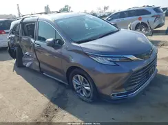 5TDZSKFC9NS064394 2022 TOYOTA SIENNA