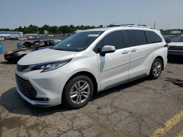 5TDZSKFC9PS080842 2023 TOYOTA SIENNA - Image 1