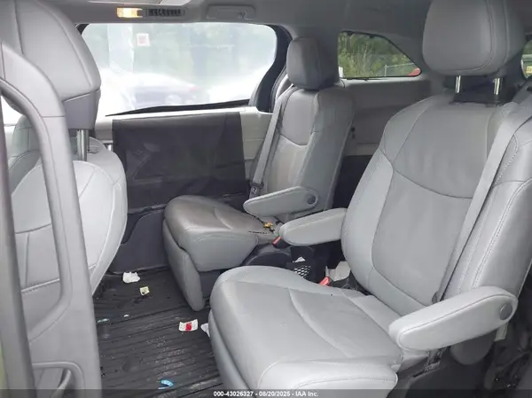 5TDZSKFC9PS096992 2023 TOYOTA SIENNA - Image 8
