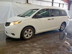 5TDZZ3DC0HS773949 2017 TOYOTA SIENNA