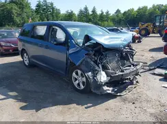 5TDZZ3DC0HS776298 2017 TOYOTA SIENNA