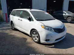 5TDZZ3DC0HS790119 2017 TOYOTA SIENNA