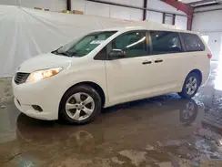5TDZZ3DC0HS827640 2017 TOYOTA SIENNA