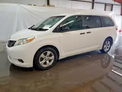 5TDZZ3DC0HS828206 2017 TOYOTA SIENNA