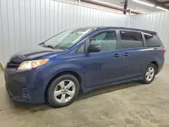 5TDZZ3DC0KS998959 2019 TOYOTA SIENNA