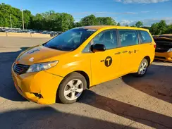 5TDZZ3DC1HS856239 2017 TOYOTA SIENNA