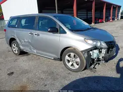 5TDZZ3DC1JS946187 2018 TOYOTA SIENNA