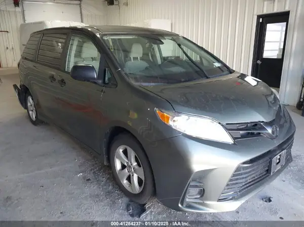 5TDZZ3DC1LS046716 2020 TOYOTA SIENNA - Image 1