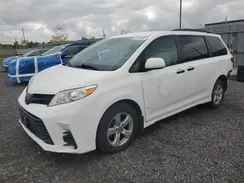 5TDZZ3DC2JS908483 2018 TOYOTA SIENNA