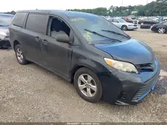 5TDZZ3DC2KS018390 2019 TOYOTA SIENNA