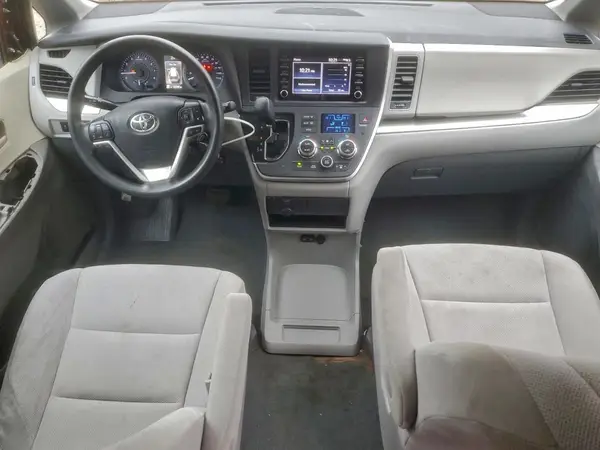 5TDZZ3DC2LS030234 2020 TOYOTA SIENNA - Image 8