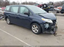 5TDZZ3DC3JS948197 2018 TOYOTA SIENNA