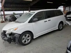 5TDZZ3DC3JS952718 2018 TOYOTA SIENNA