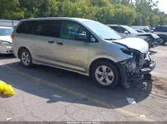 5TDZZ3DC3KS982979 2019 TOYOTA SIENNA