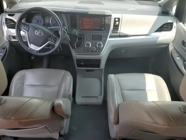 5TDZZ3DC3LS048466 2020 TOYOTA SIENNA - Image 8