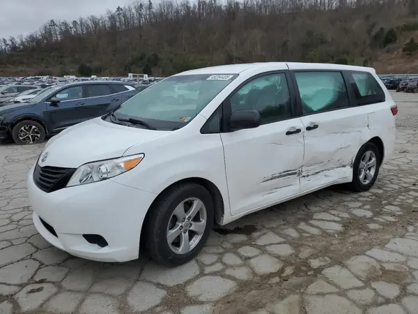 5TDZZ3DC4HS785327 2017 TOYOTA SIENNA - Image 1