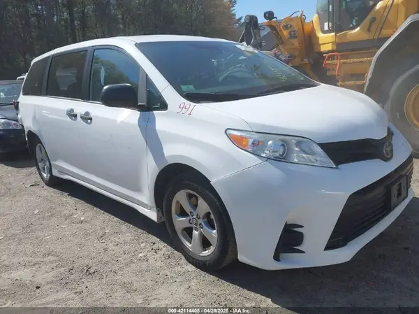 5TDZZ3DC4KS015569 2019 TOYOTA SIENNA - Image 1
