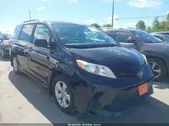 5TDZZ3DC4KS977130 2019 TOYOTA SIENNA