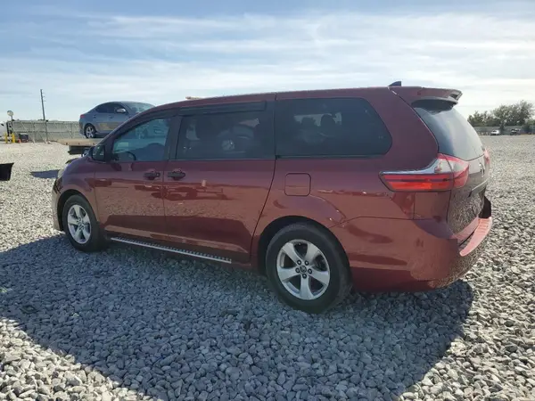 5TDZZ3DC4LS028260 2020 TOYOTA SIENNA - Image 2