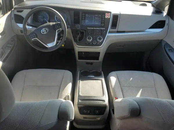 5TDZZ3DC4LS029702 2020 TOYOTA SIENNA - Image 8