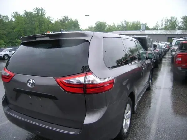 5TDZZ3DC4LS063512 2020 TOYOTA SIENNA - Image 1