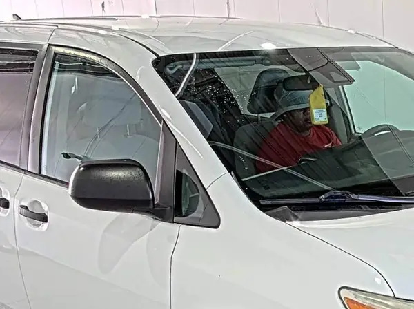 5TDZZ3DC4LS065096 2020 TOYOTA SIENNA - Image 2