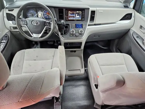 5TDZZ3DC4LS087633 2020 TOYOTA SIENNA - Image 8